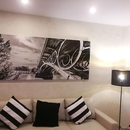 Apartamento Alfalfa Apartman Sevilla Kültér fotó