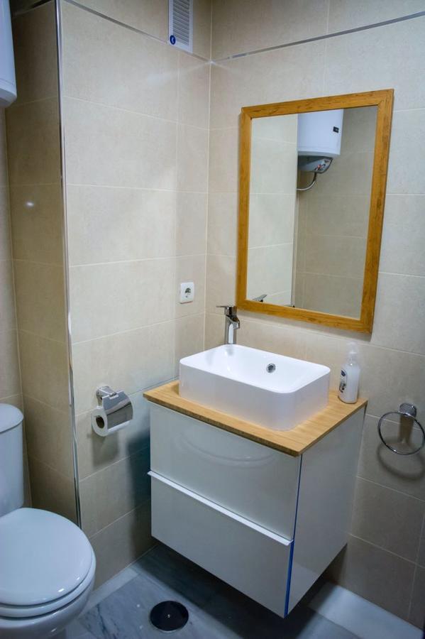 Apartamento Alfalfa Apartman Sevilla Kültér fotó